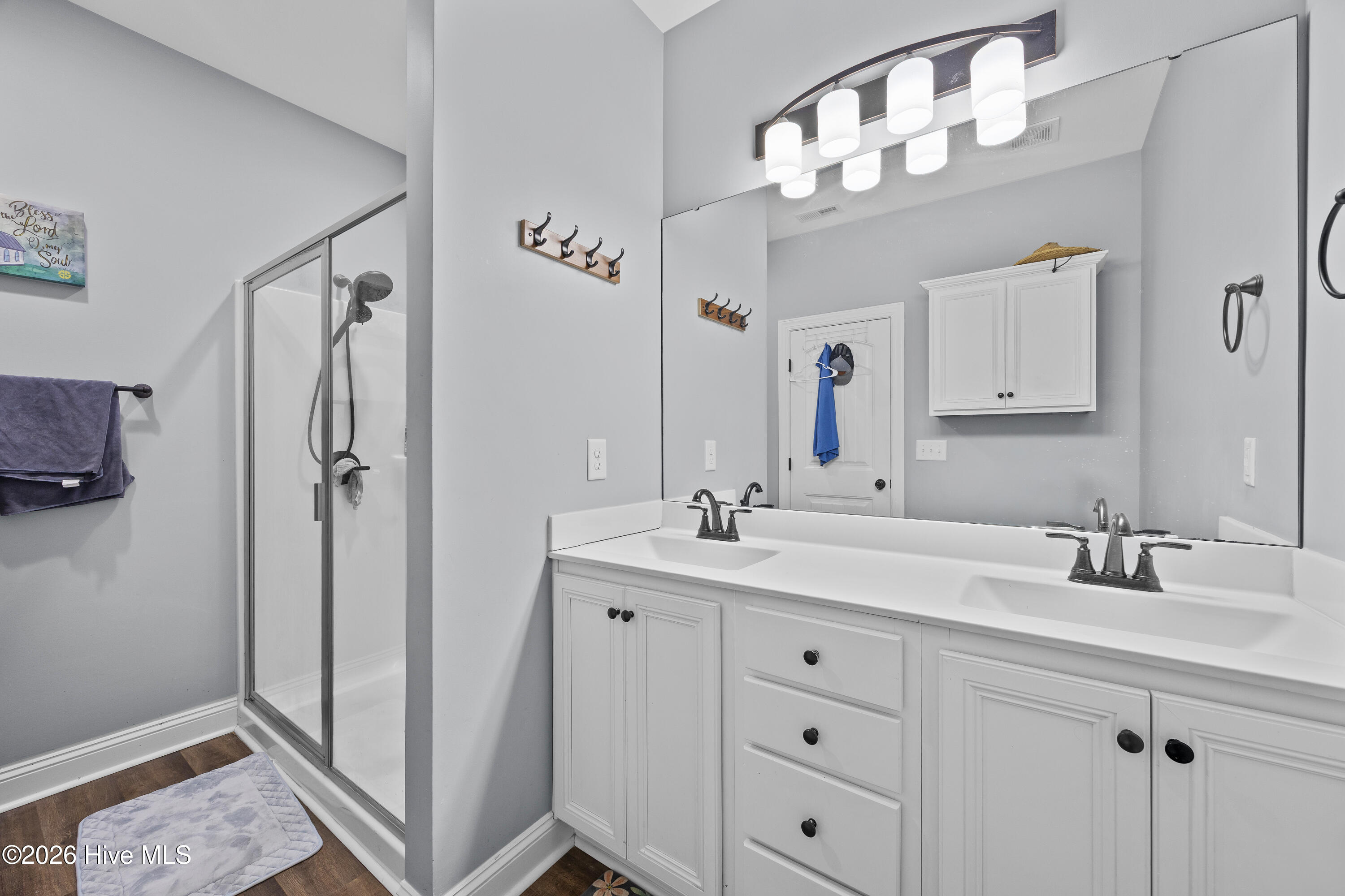 4201 Needmore Road Property Photo 15