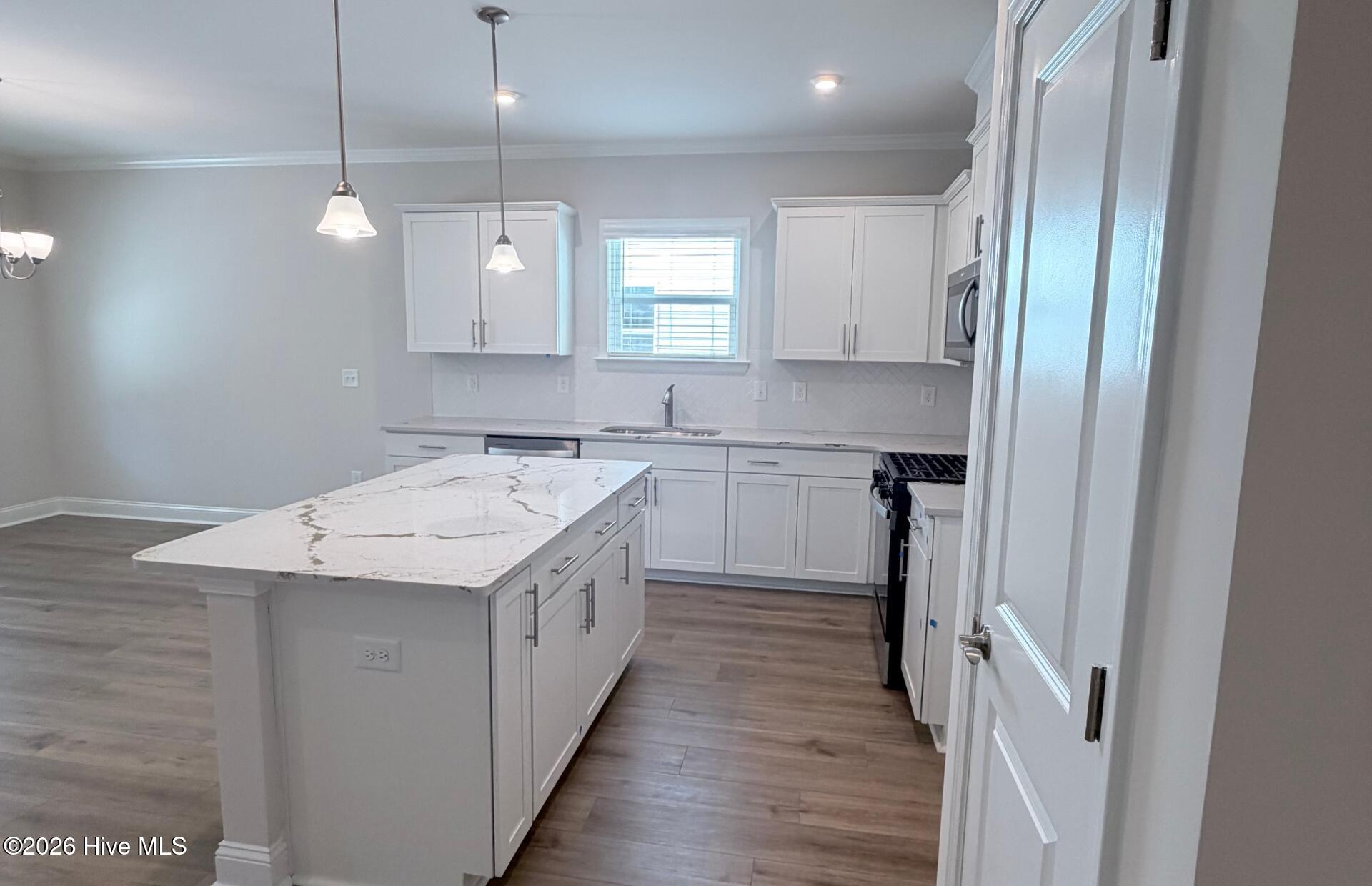 1038 River Marsh Path Se Property Photo 4