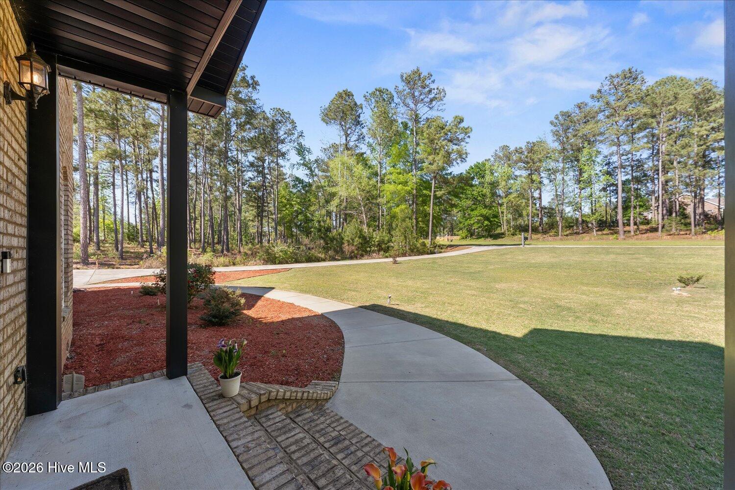 502 Schoolhouse Lane Property Photo 4