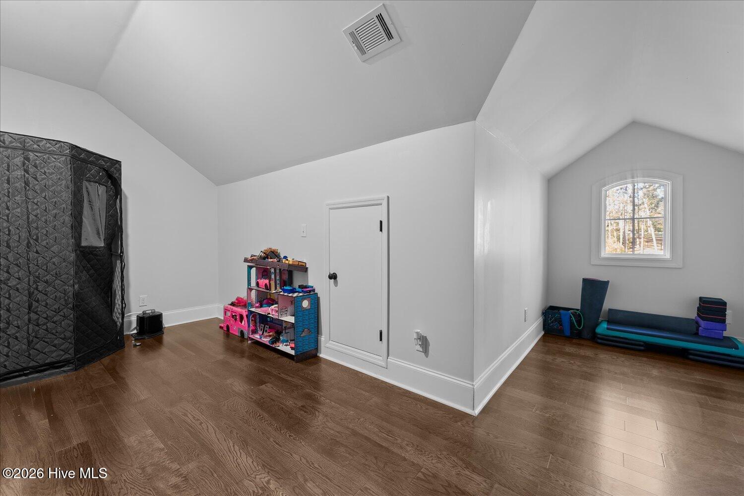 502 Schoolhouse Lane Property Photo 37