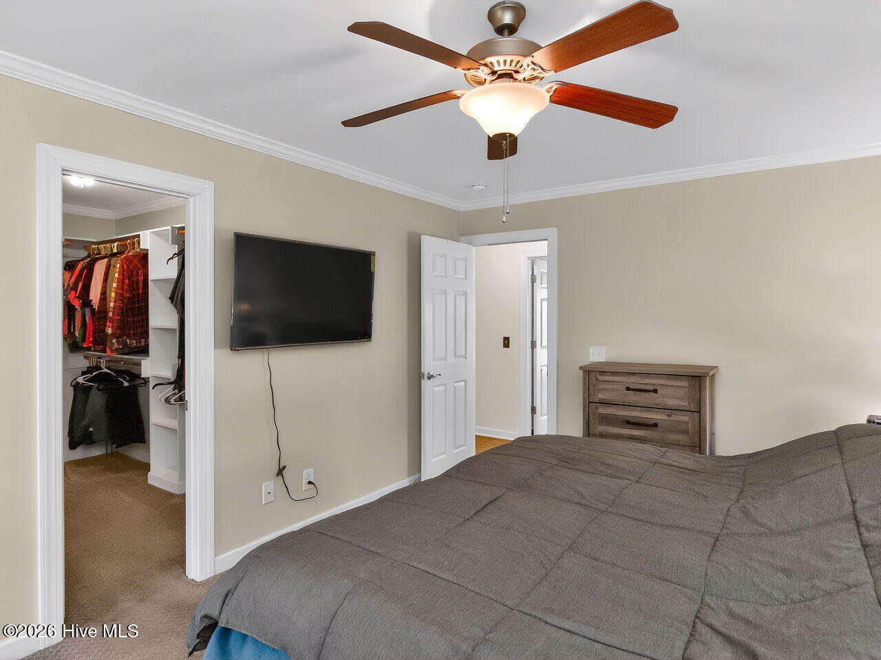102 Clayside Drive Property Photo 13