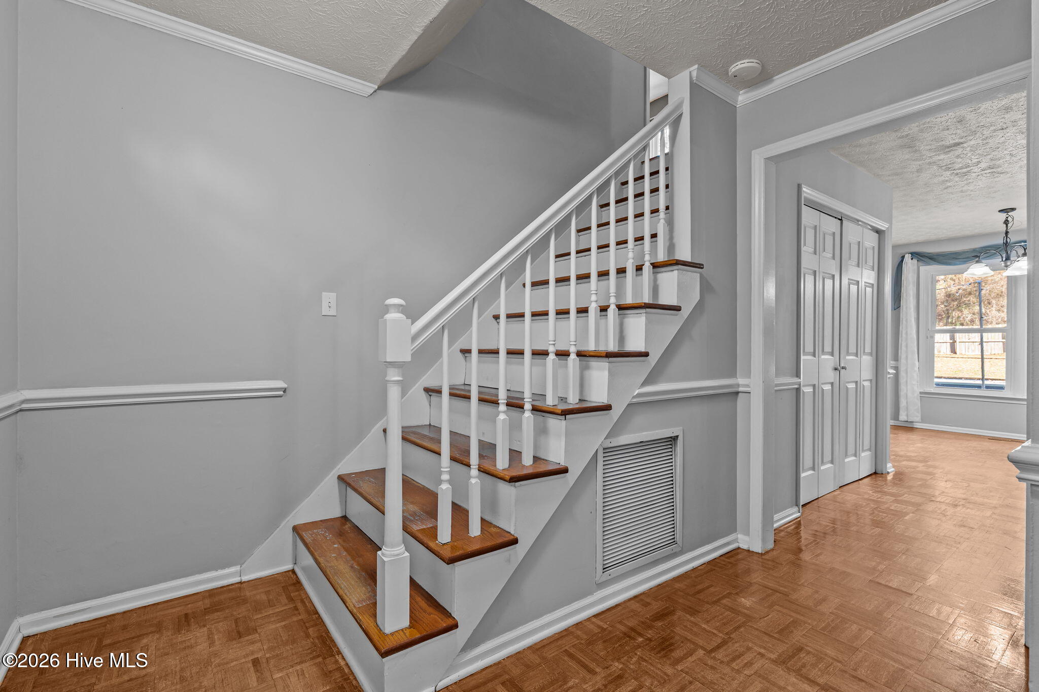 215 Canterbury Road Property Photo 6