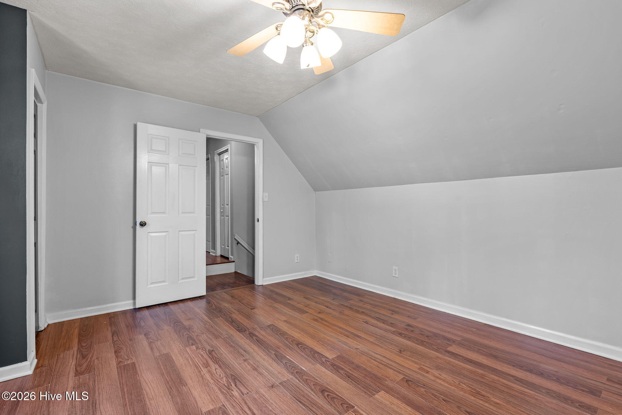 215 Canterbury Road Property Photo 25