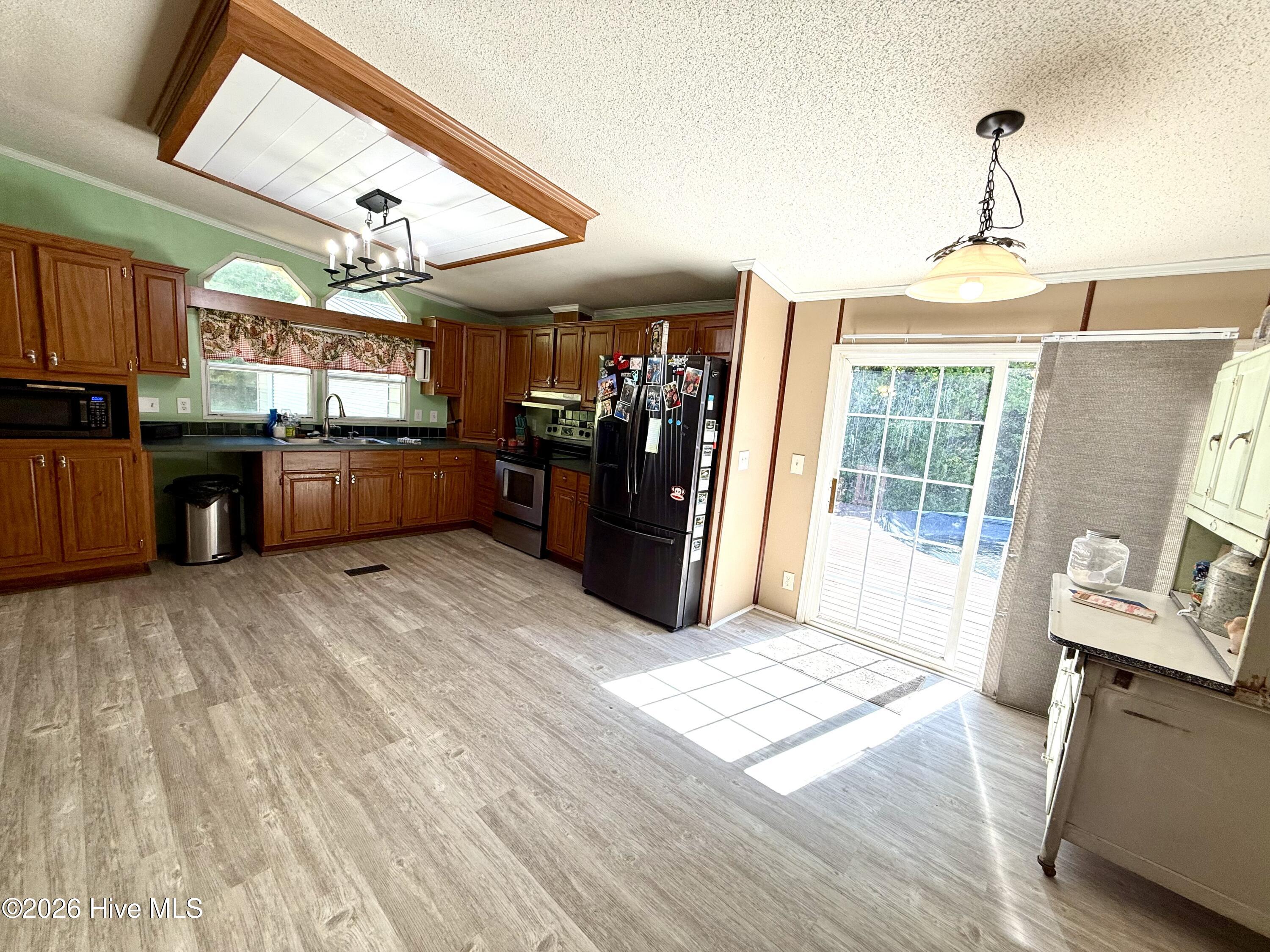1038 Blackburn Hollow Road Property Photo 4