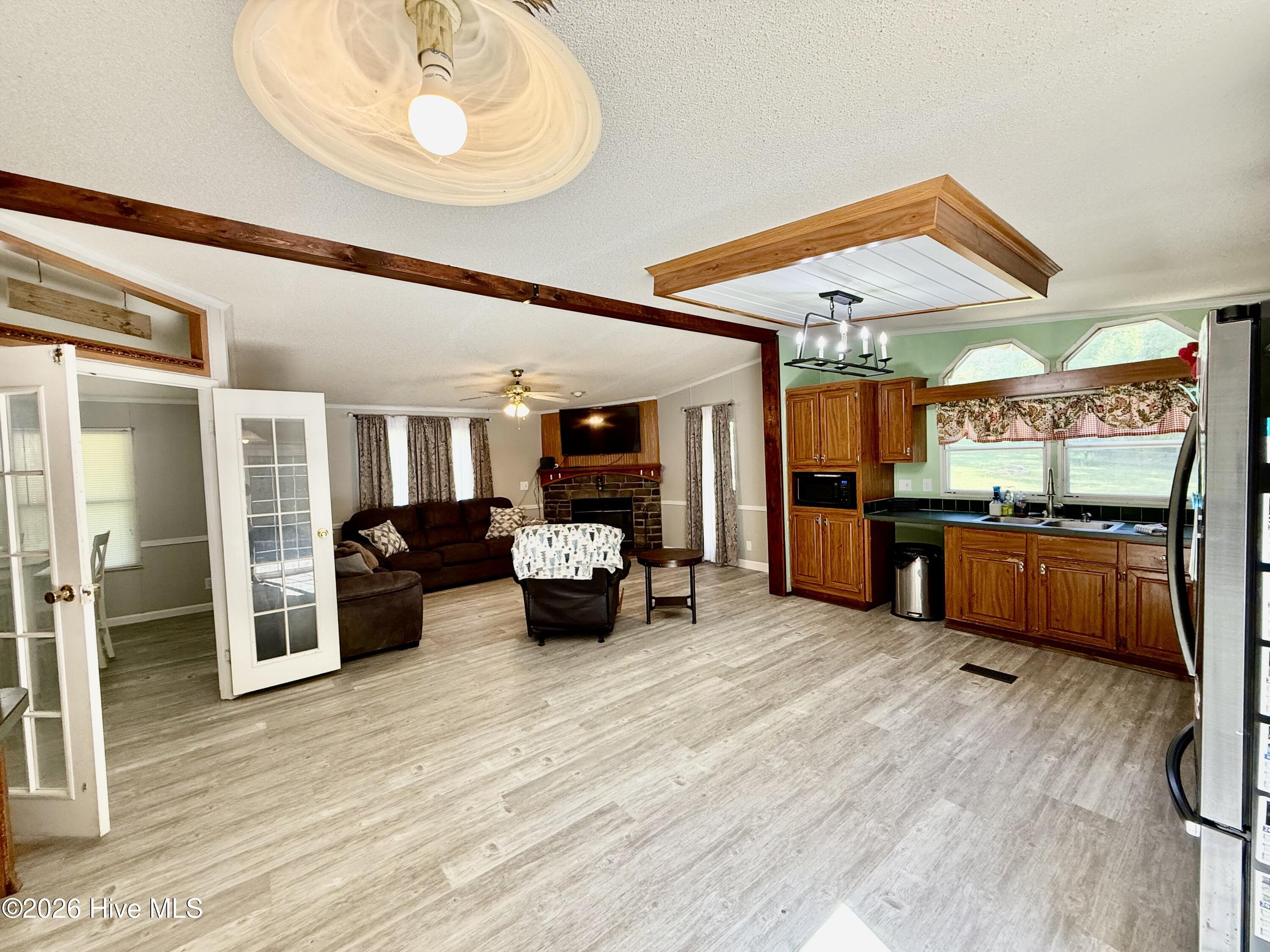 1038 Blackburn Hollow Road Property Photo 6