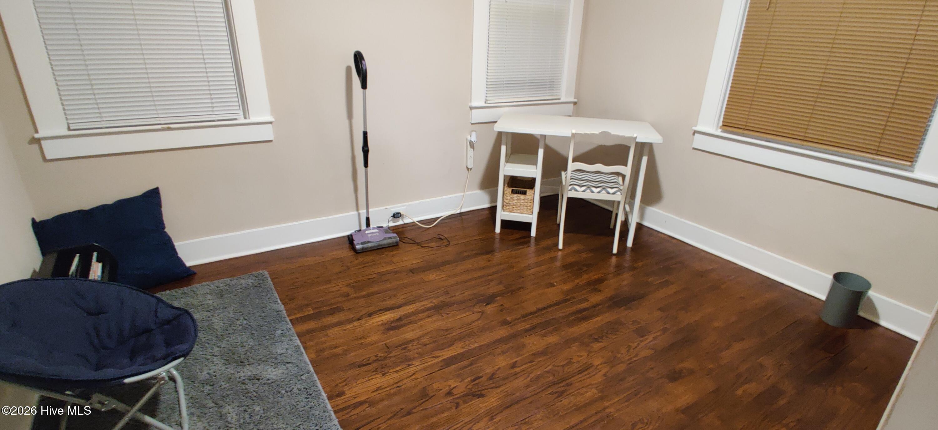 1105 Merry Street Property Photo 8
