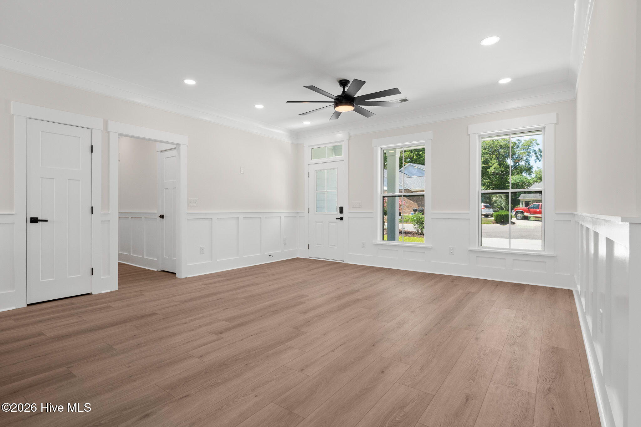 1686 E Magnolia Court Sw Property Photo 4