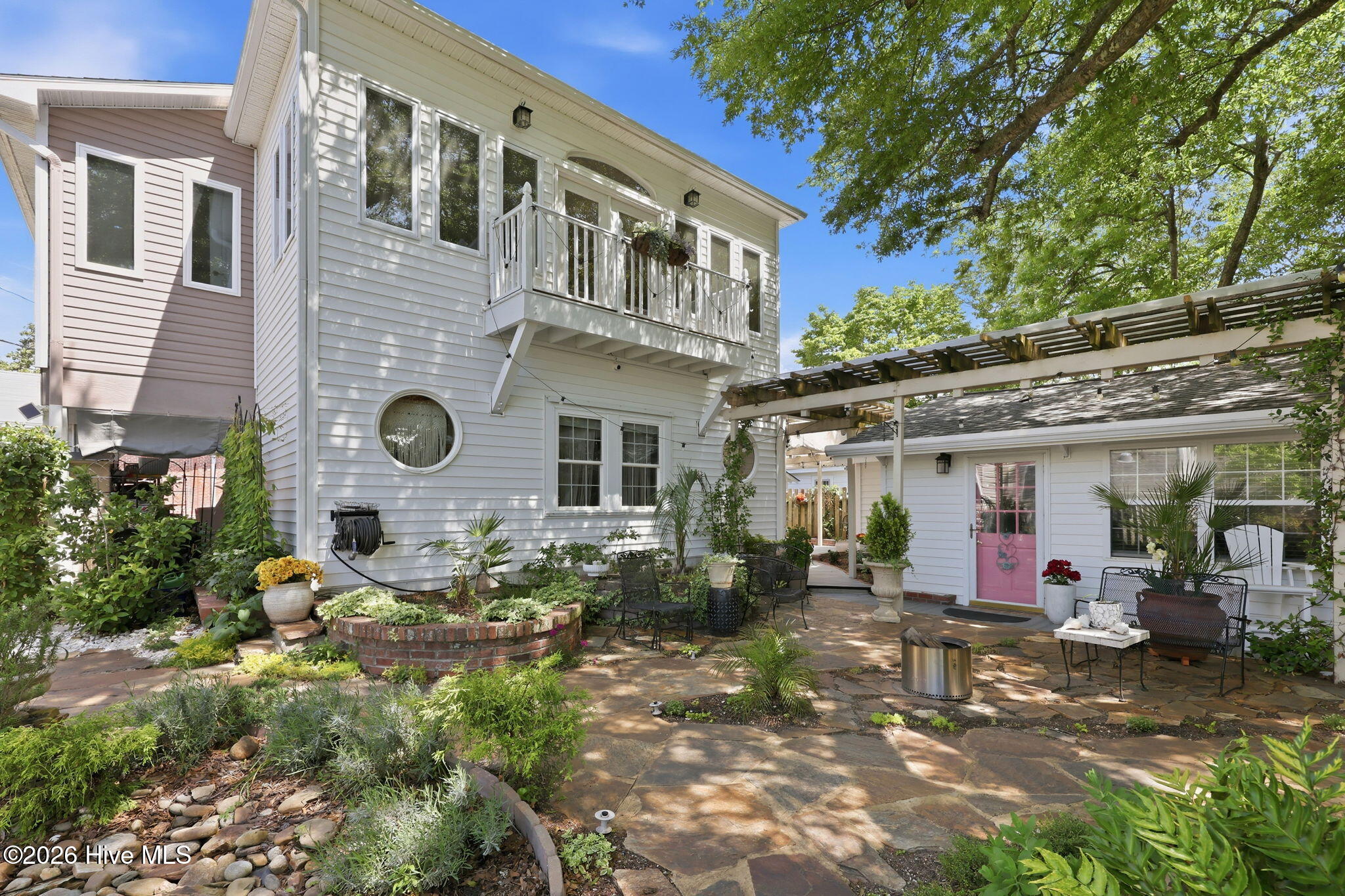 105 S Webb Street Property Photo 11