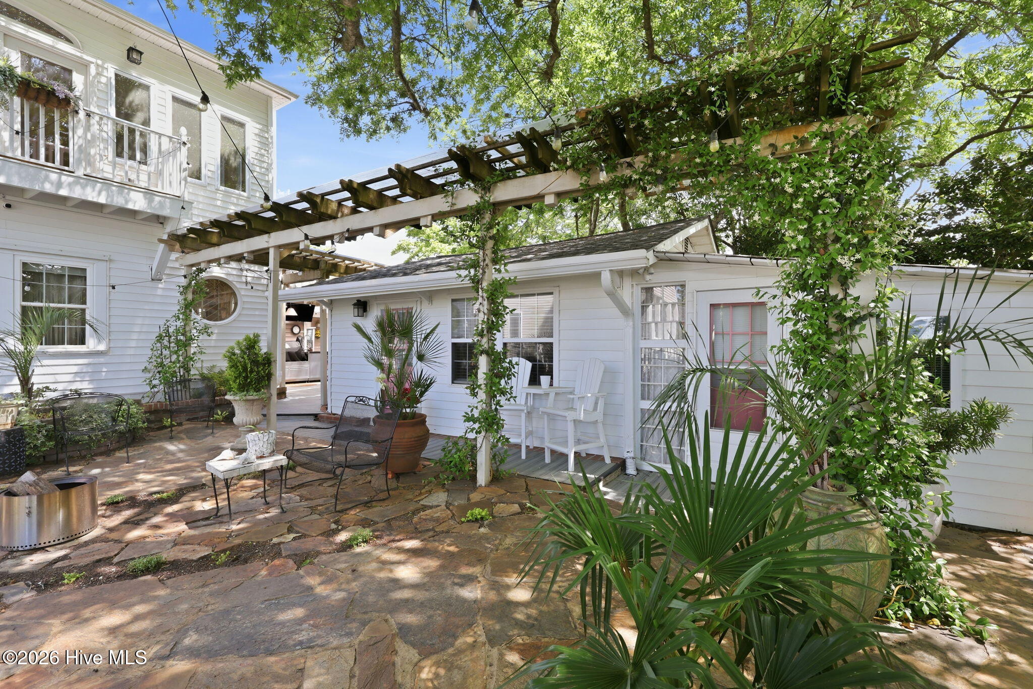 105 S Webb Street Property Photo 15