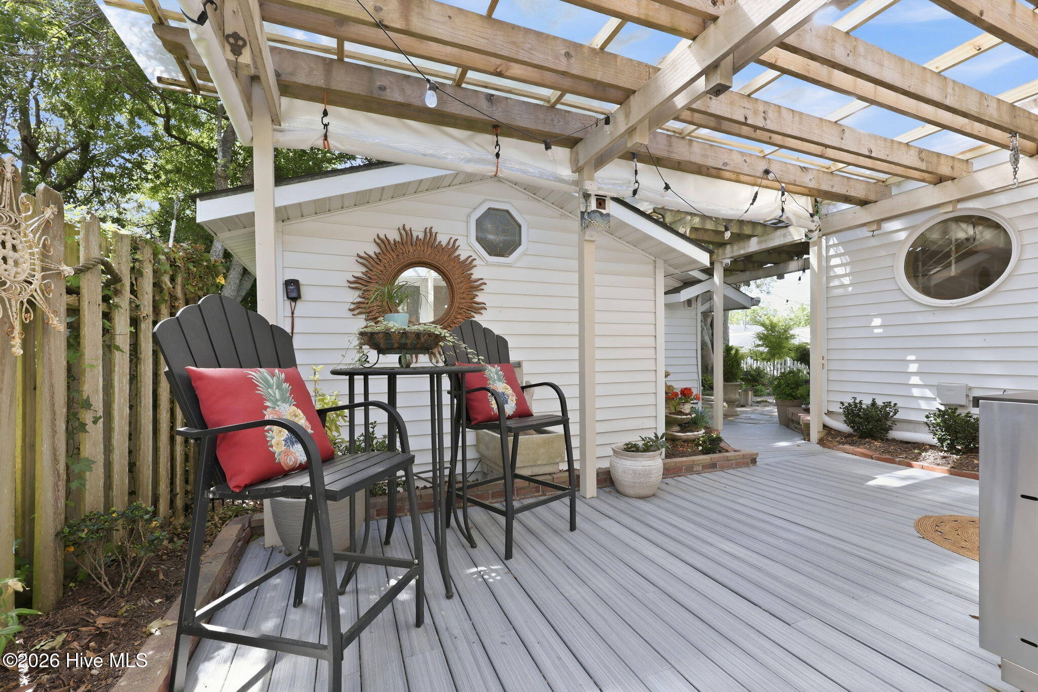 105 S Webb Street Property Photo 16