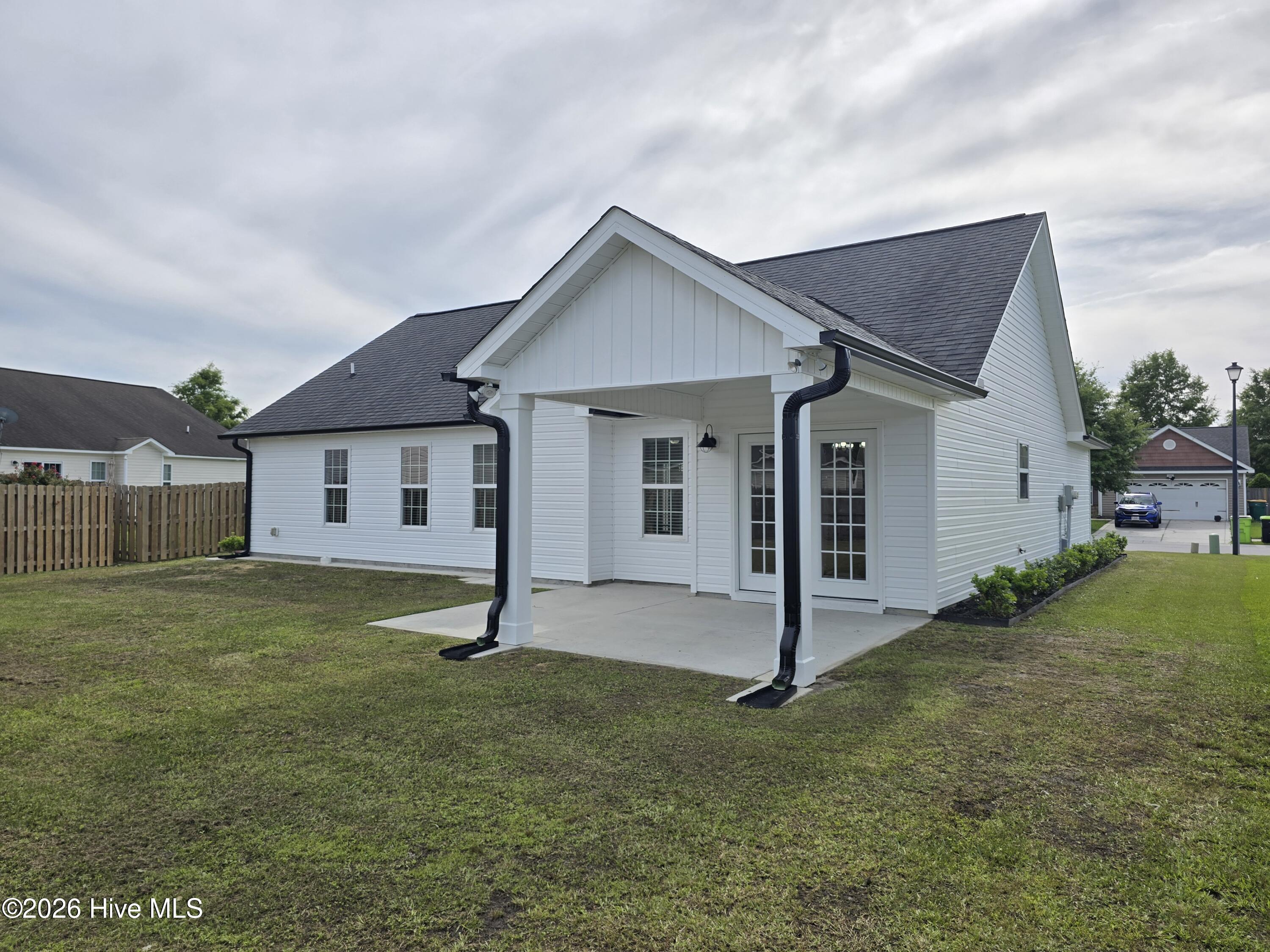 302 Kingston Road Property Photo 18