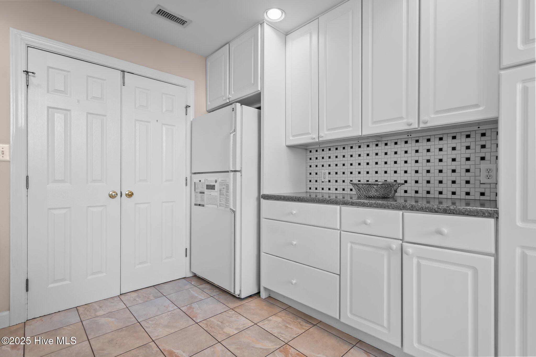 103 N Permuda Wynd Drive Property Photo 17