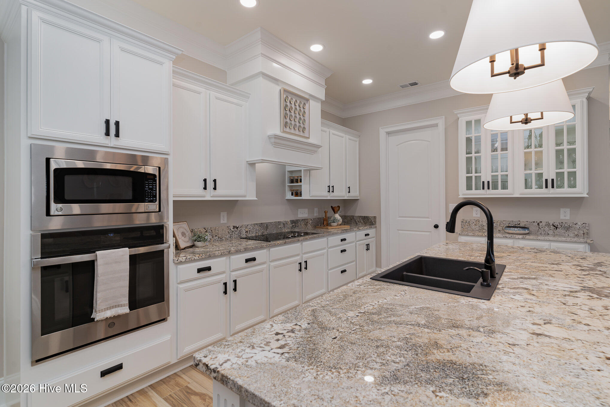 752 Crystal Water Way Property Photo 15