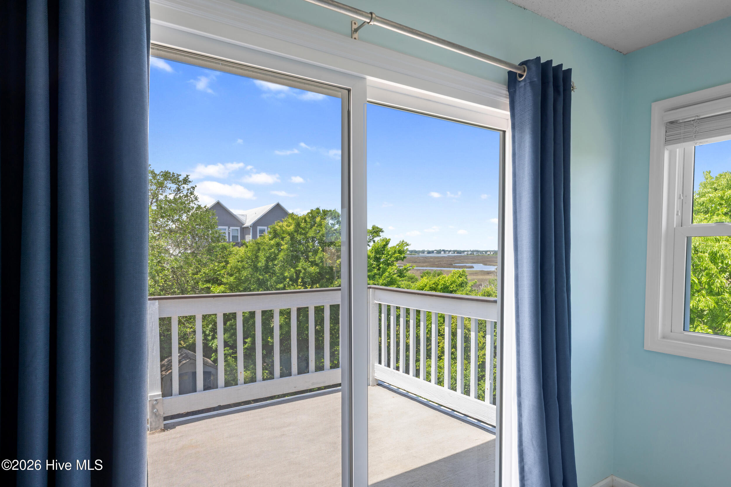 223 Oyster Lane Property Photo 11