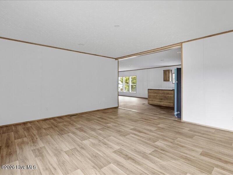 5737 Lloyd Road Property Photo 5