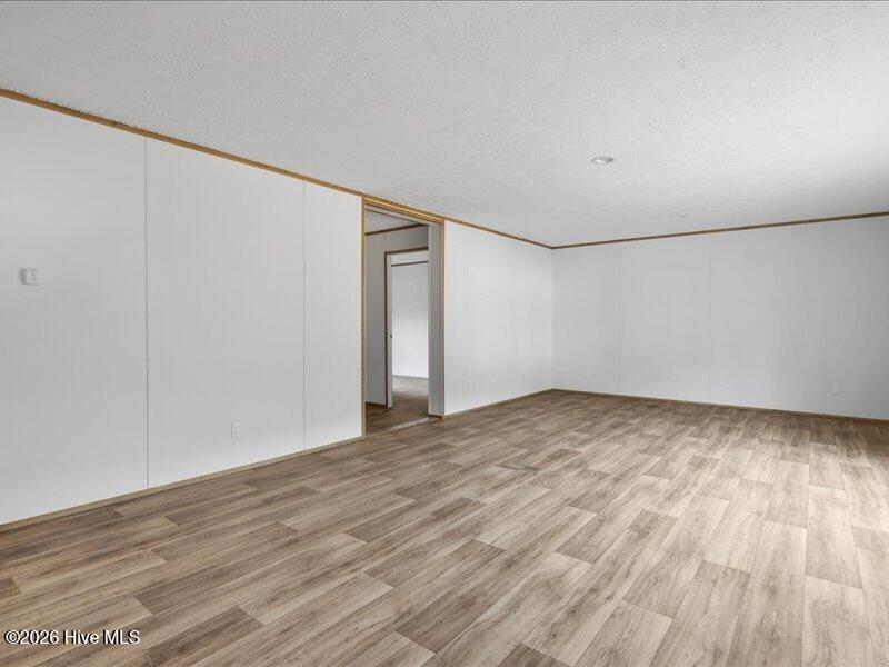5737 Lloyd Road Property Photo 8