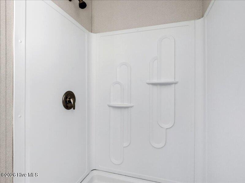 5737 Lloyd Road Property Photo 26
