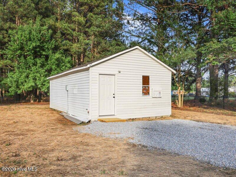 5737 Lloyd Road Property Photo 30