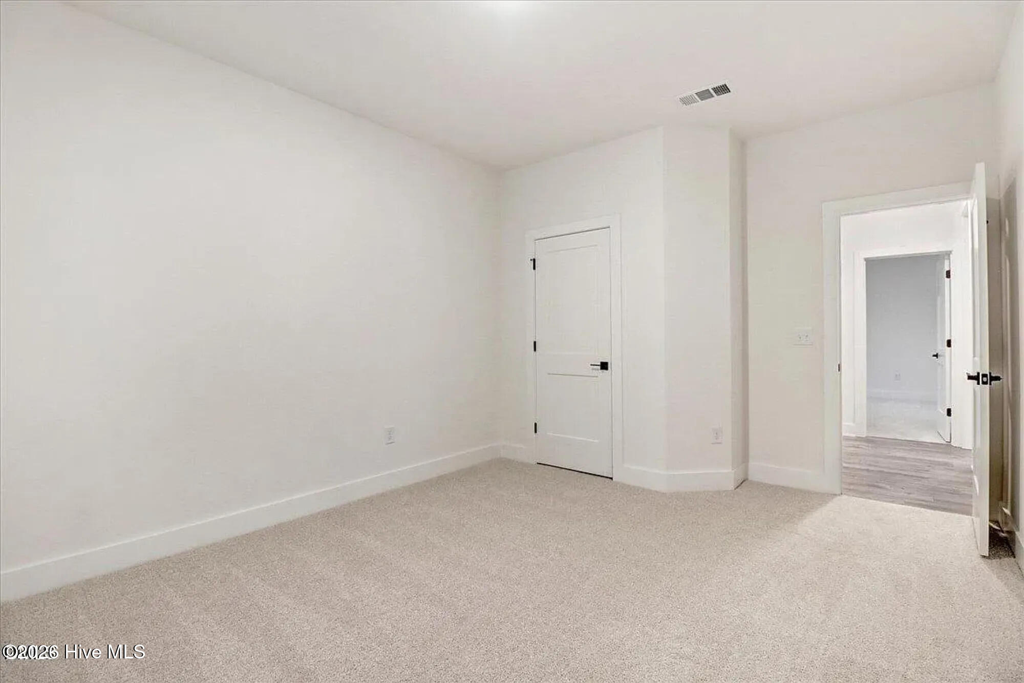 2113 Sandbrook Loop Property Photo 13
