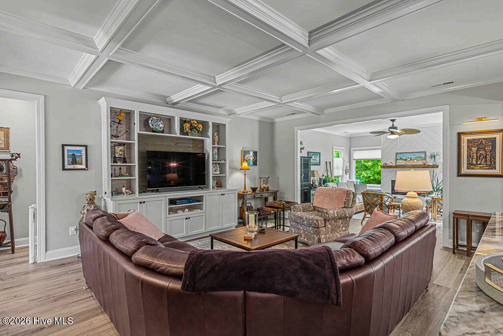 107 Vaud Court Property Photo 14