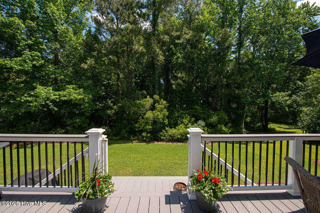 107 Vaud Court Property Photo 77