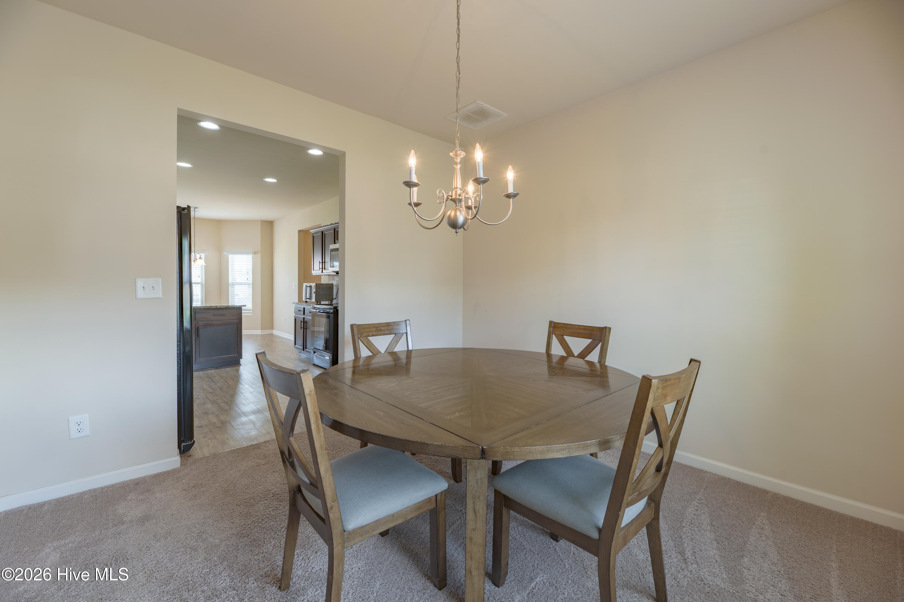 398 Fioli Circle Property Photo 6