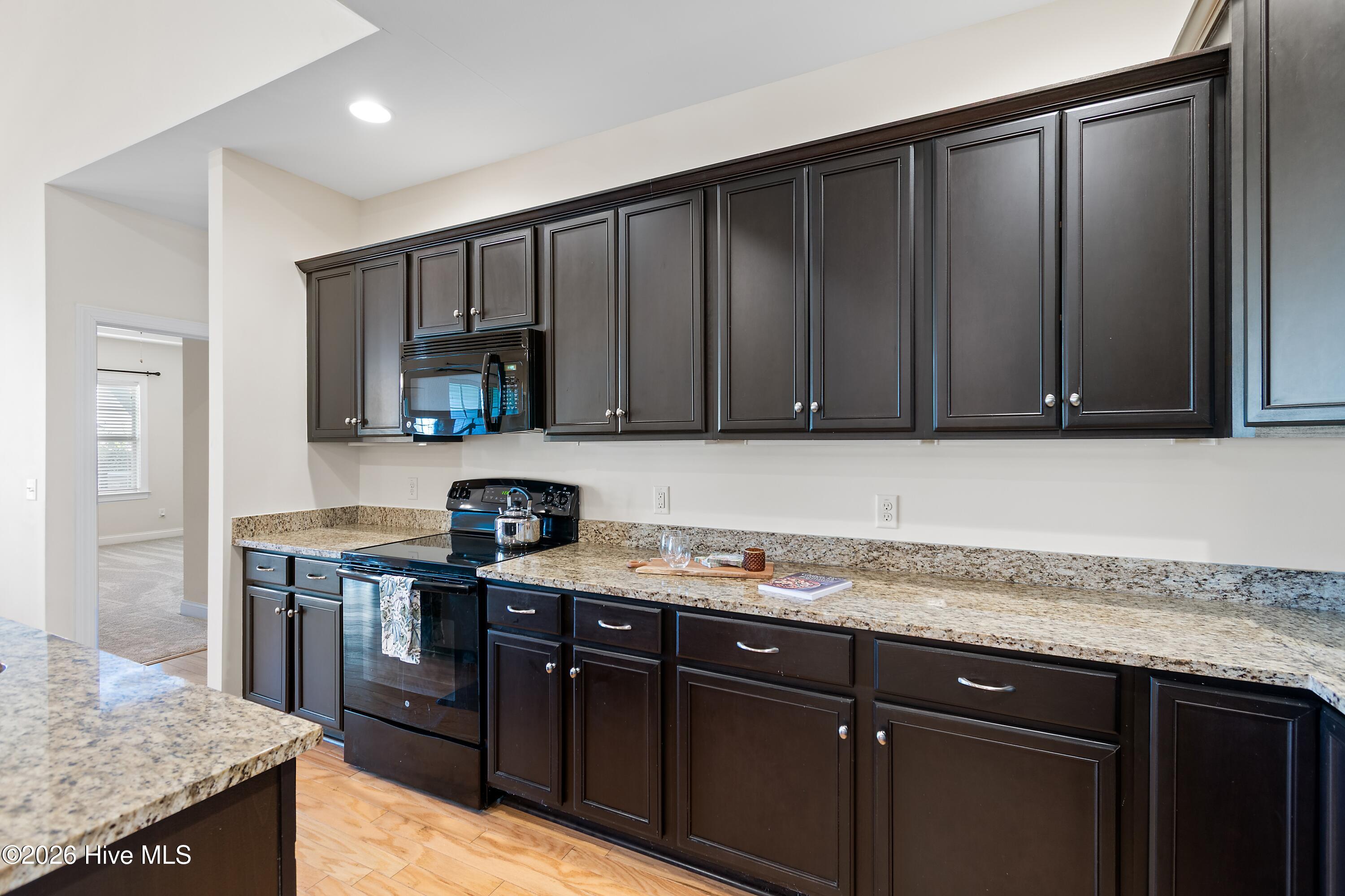 4180 Cambridge Cove Road Se Unit 2 Property Photo 18