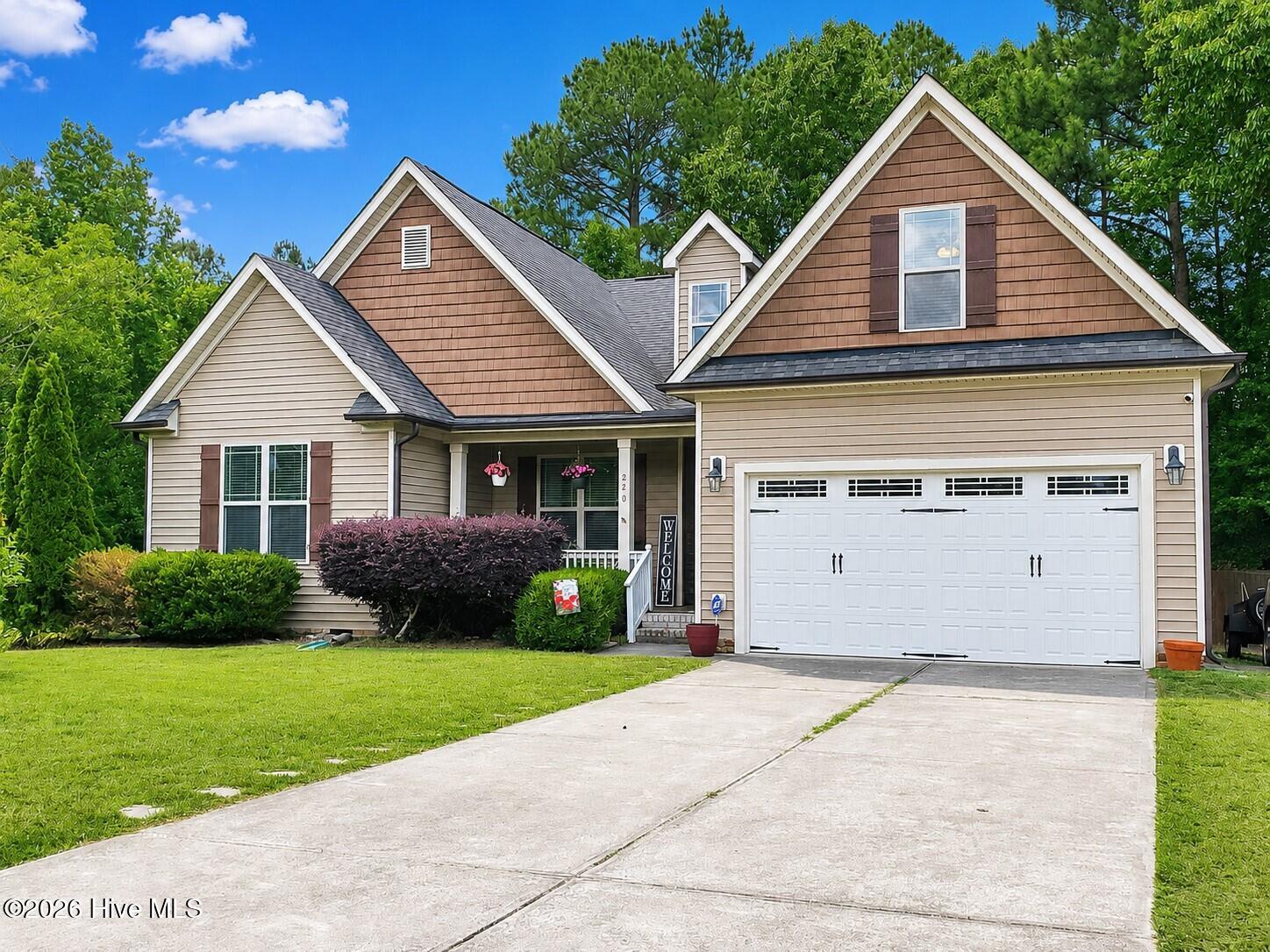 220 Water Oak Way Property Photo 1