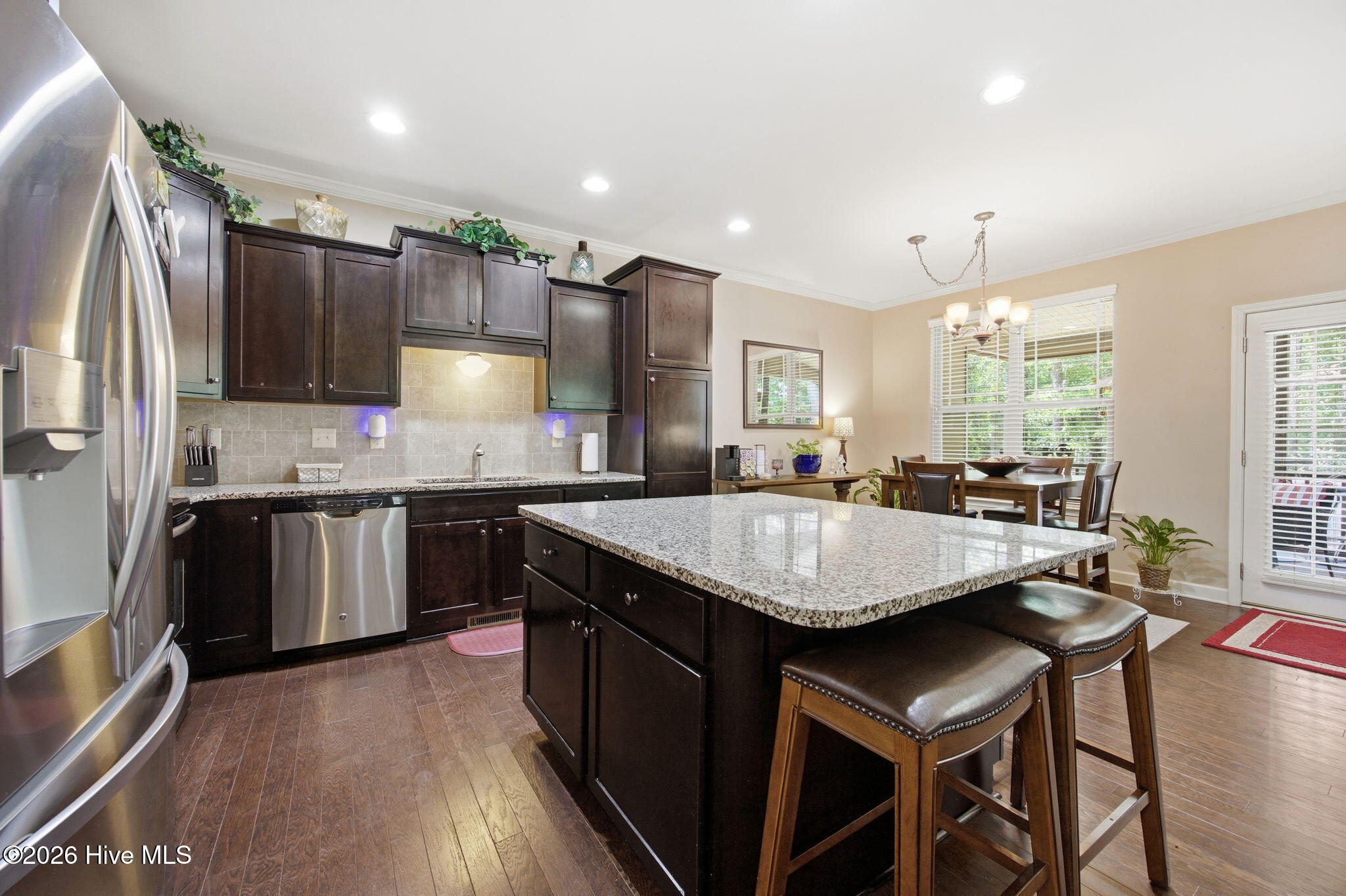220 Water Oak Way Property Photo 5