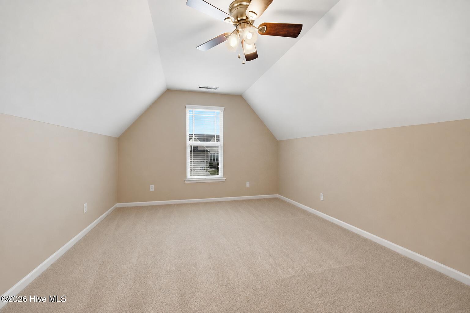 220 Water Oak Way Property Photo 16