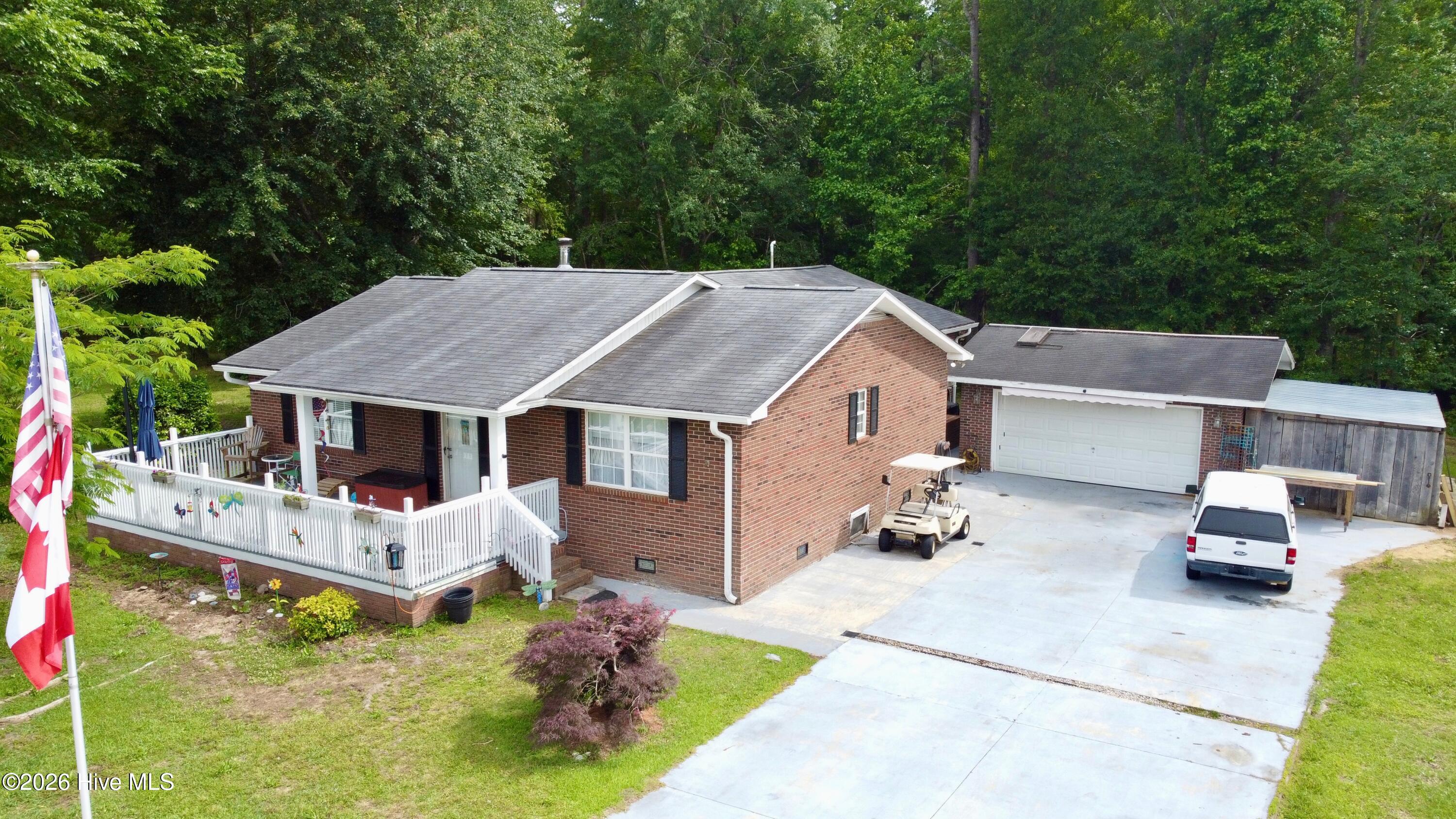 144 Waccamaw Shores Road Property Photo 1