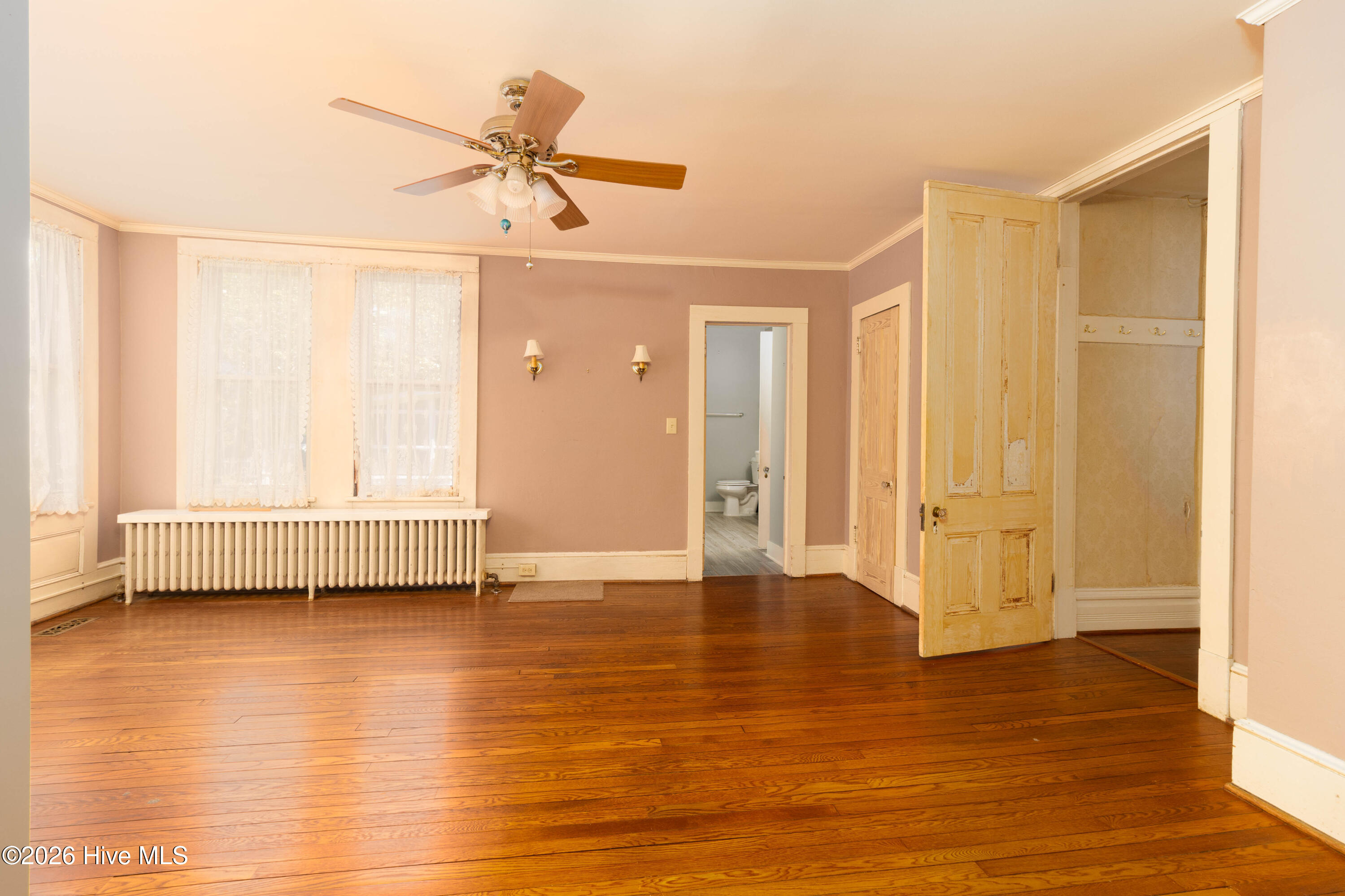 105 N Granville Street Property Photo 14