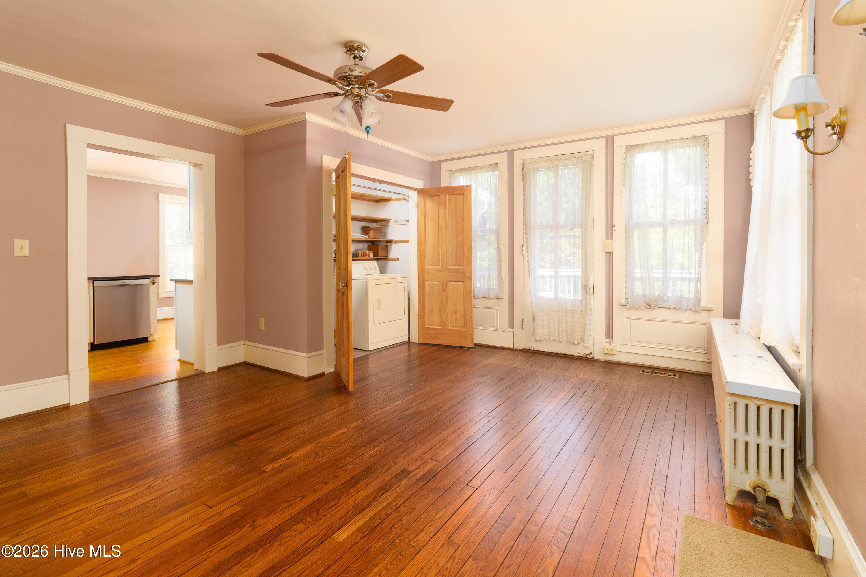 105 N Granville Street Property Photo 16