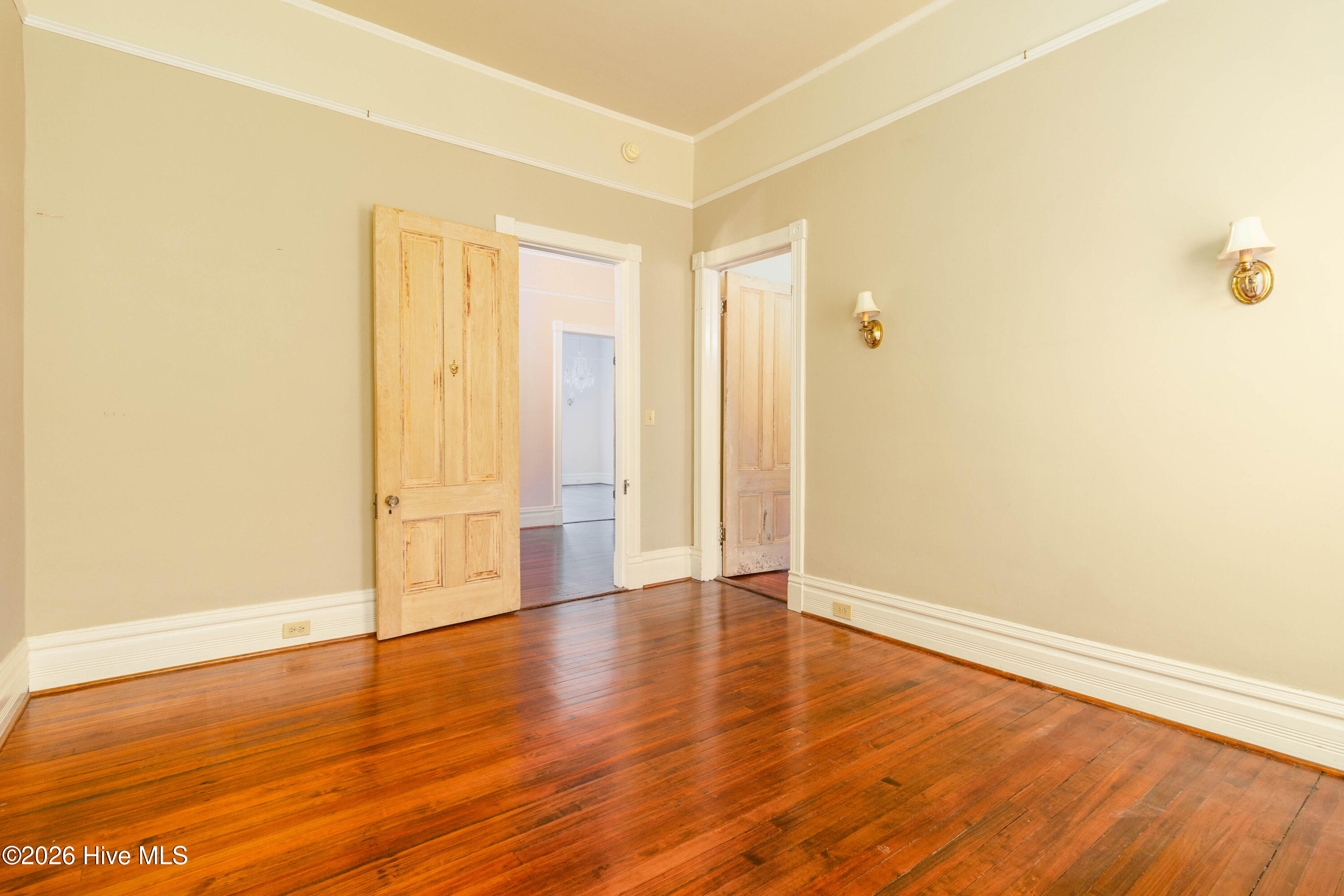 105 N Granville Street Property Photo 22