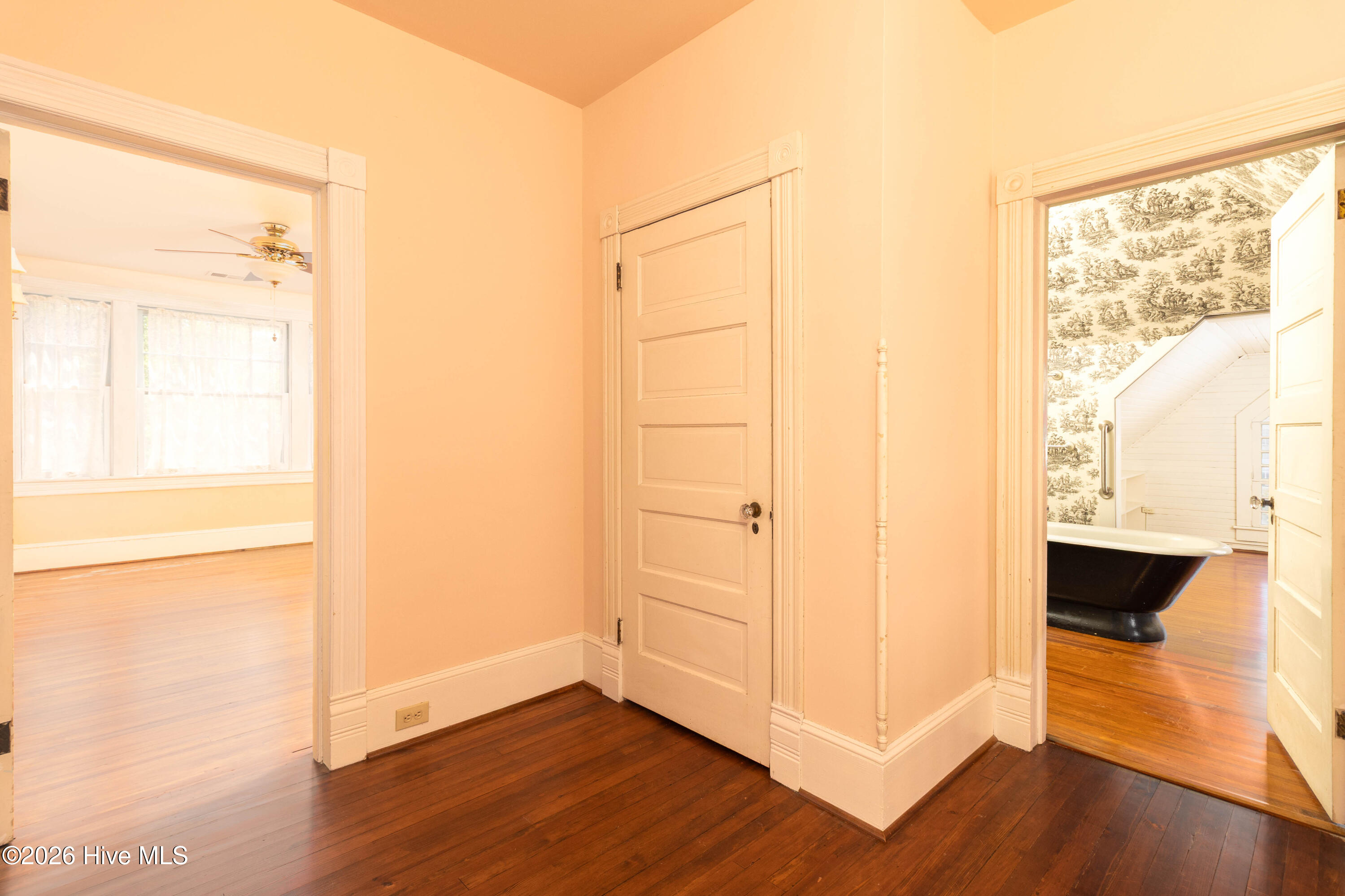 105 N Granville Street Property Photo 26