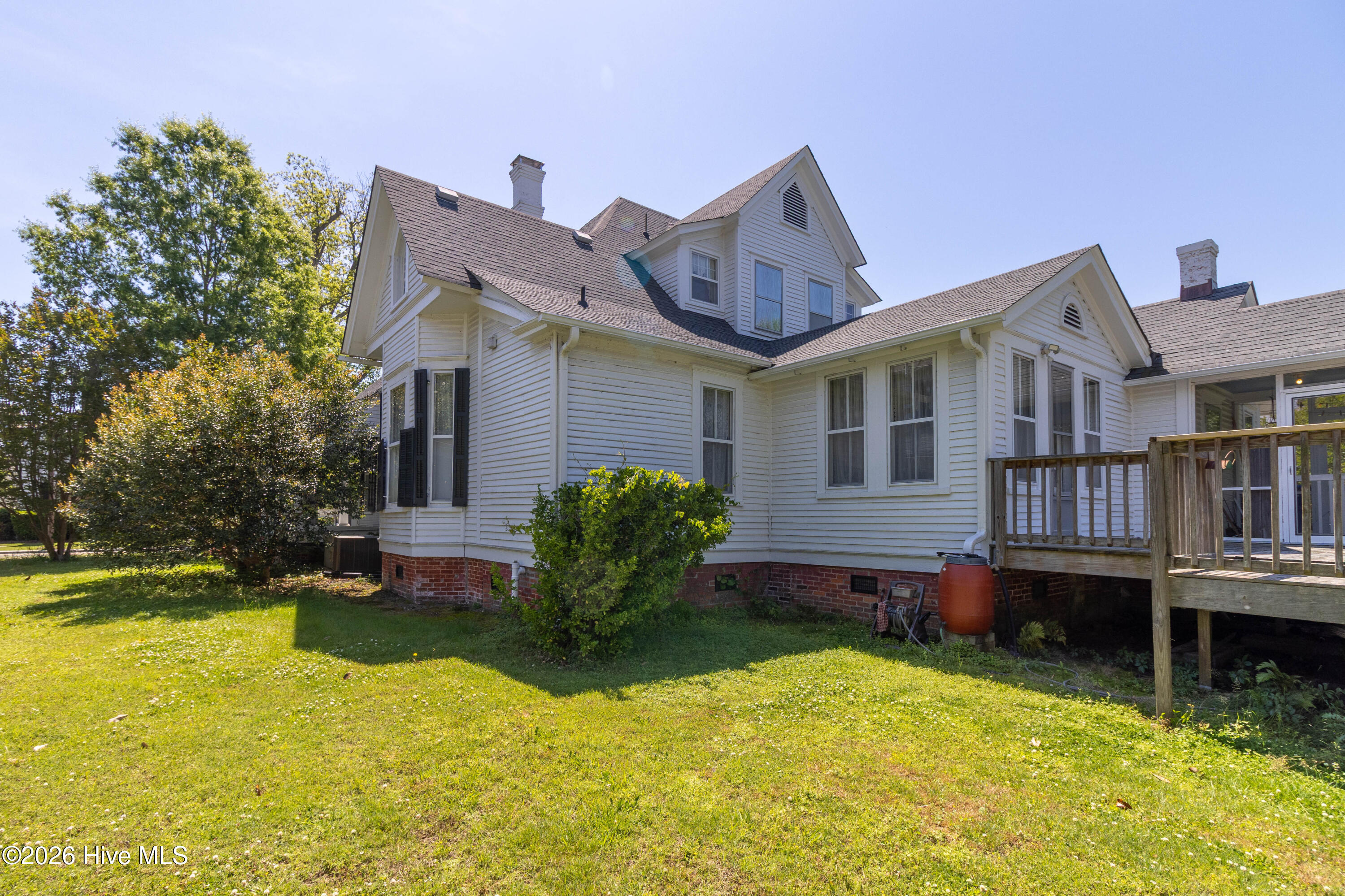 105 N Granville Street Property Photo 46