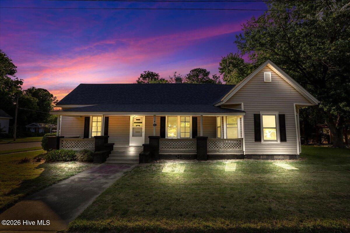 501 N Raiford Street Property Photo 1