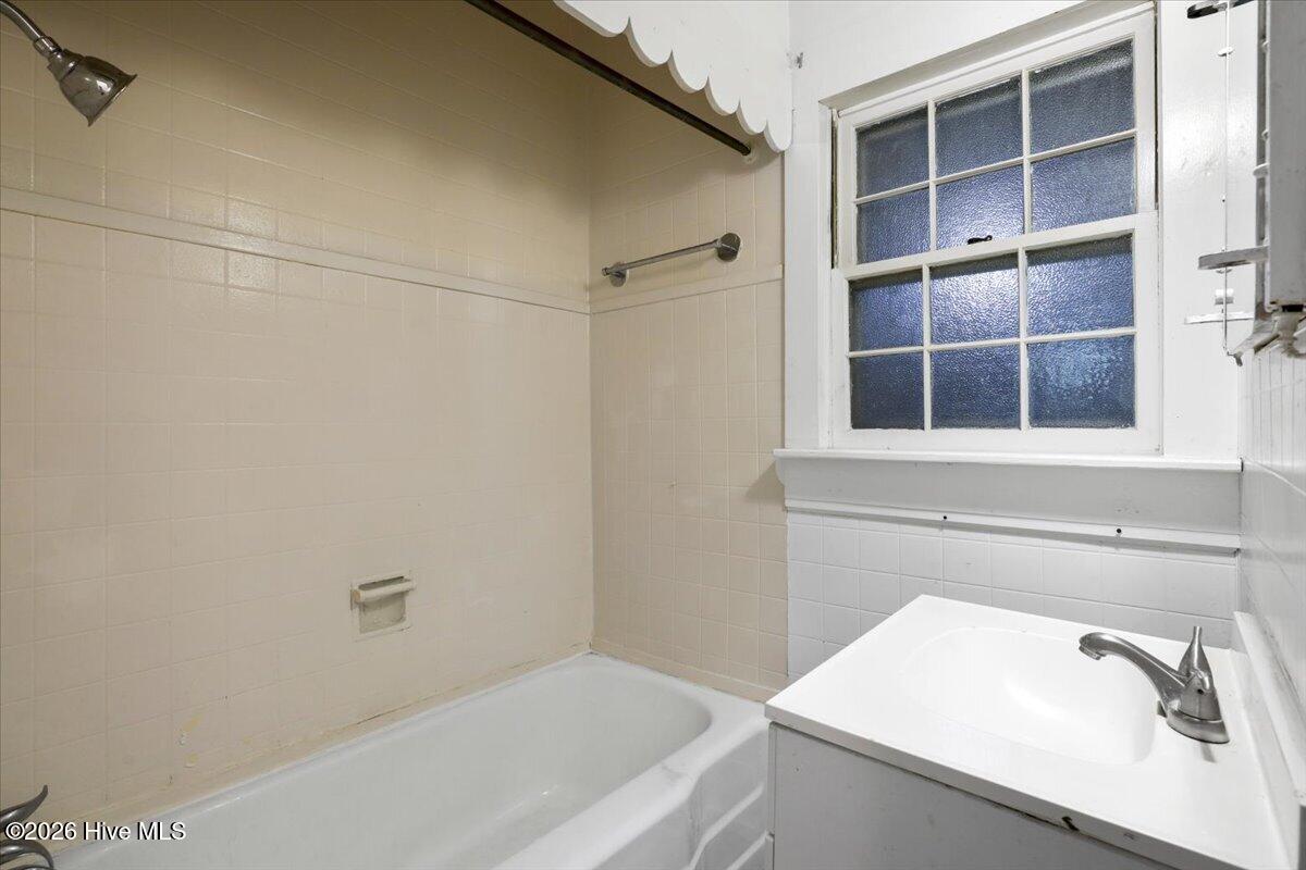 501 N Raiford Street Property Photo 25