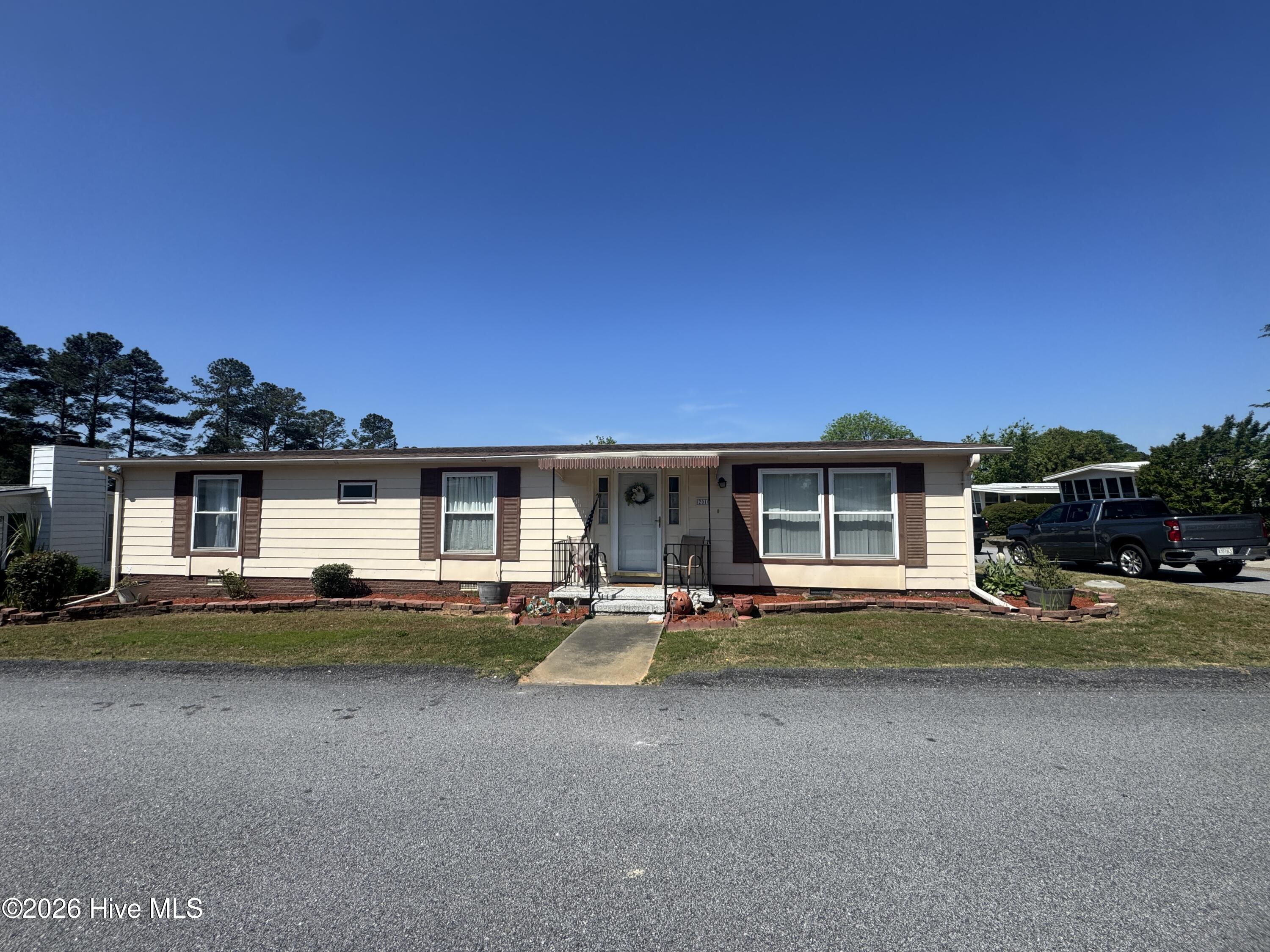201 Sheri Drive Property Photo 1