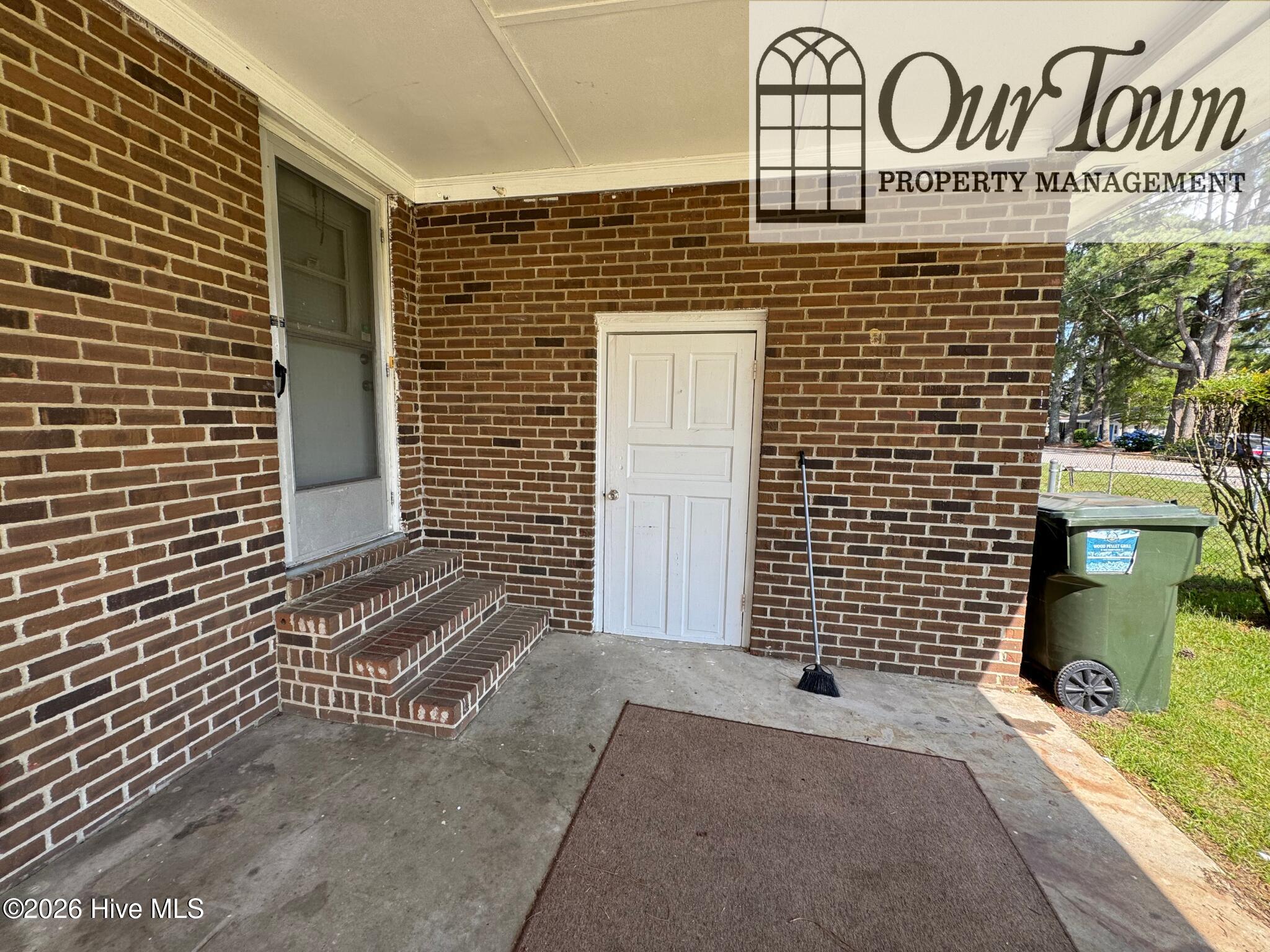 5100 White Oak Loop Property Photo 3