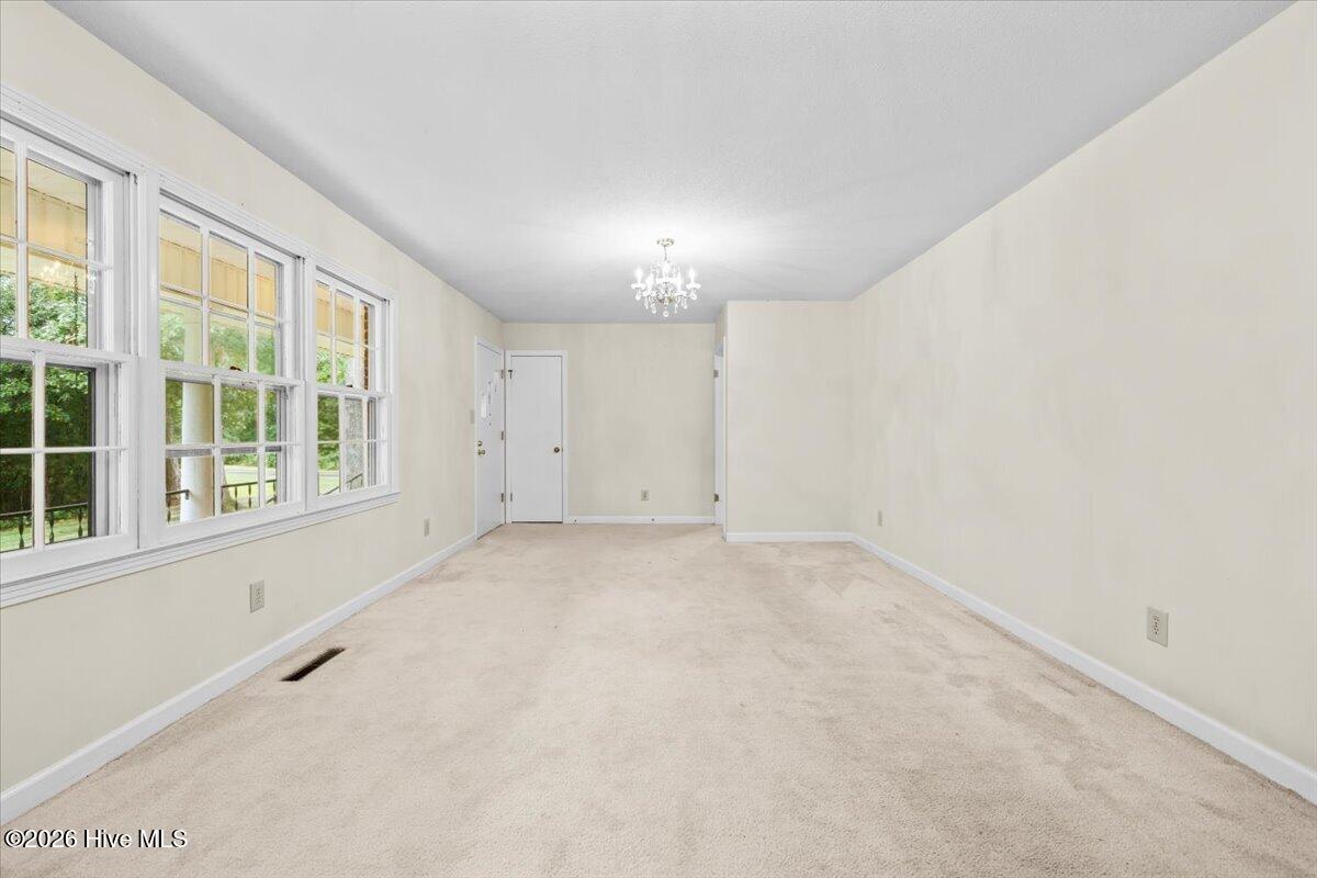 60 Lancaster Drive Property Photo 8