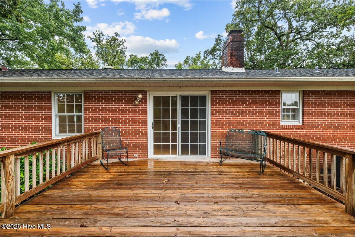60 Lancaster Drive Property Photo 9