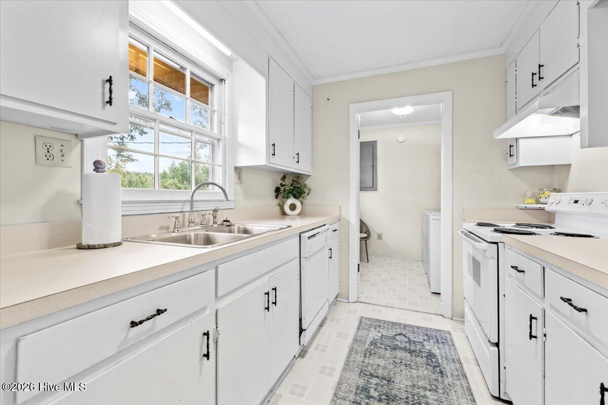 60 Lancaster Drive Property Photo 17