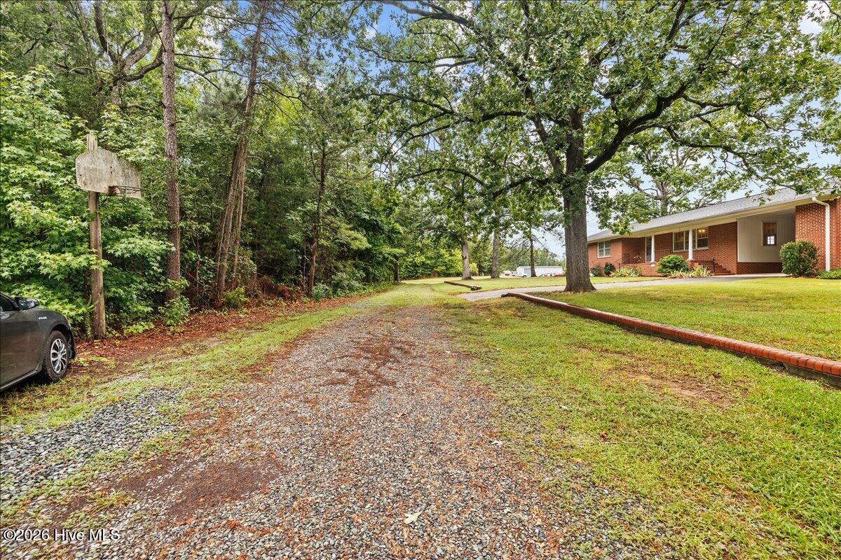 60 Lancaster Drive Property Photo 20