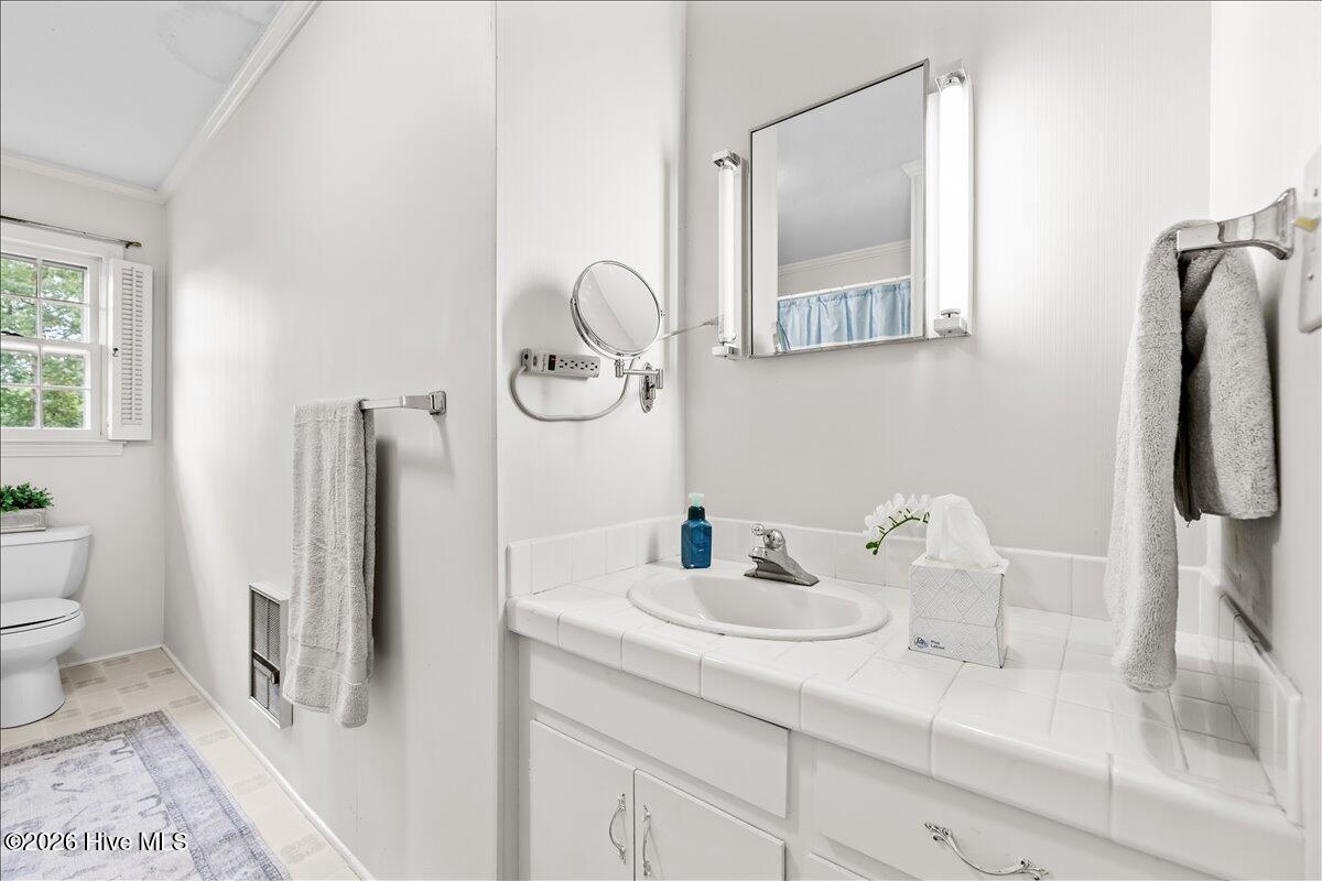 60 Lancaster Drive Property Photo 26