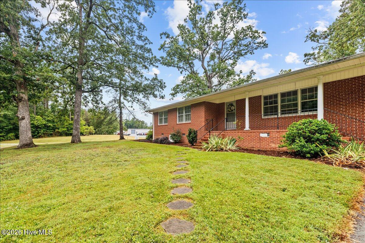 60 Lancaster Drive Property Photo 30