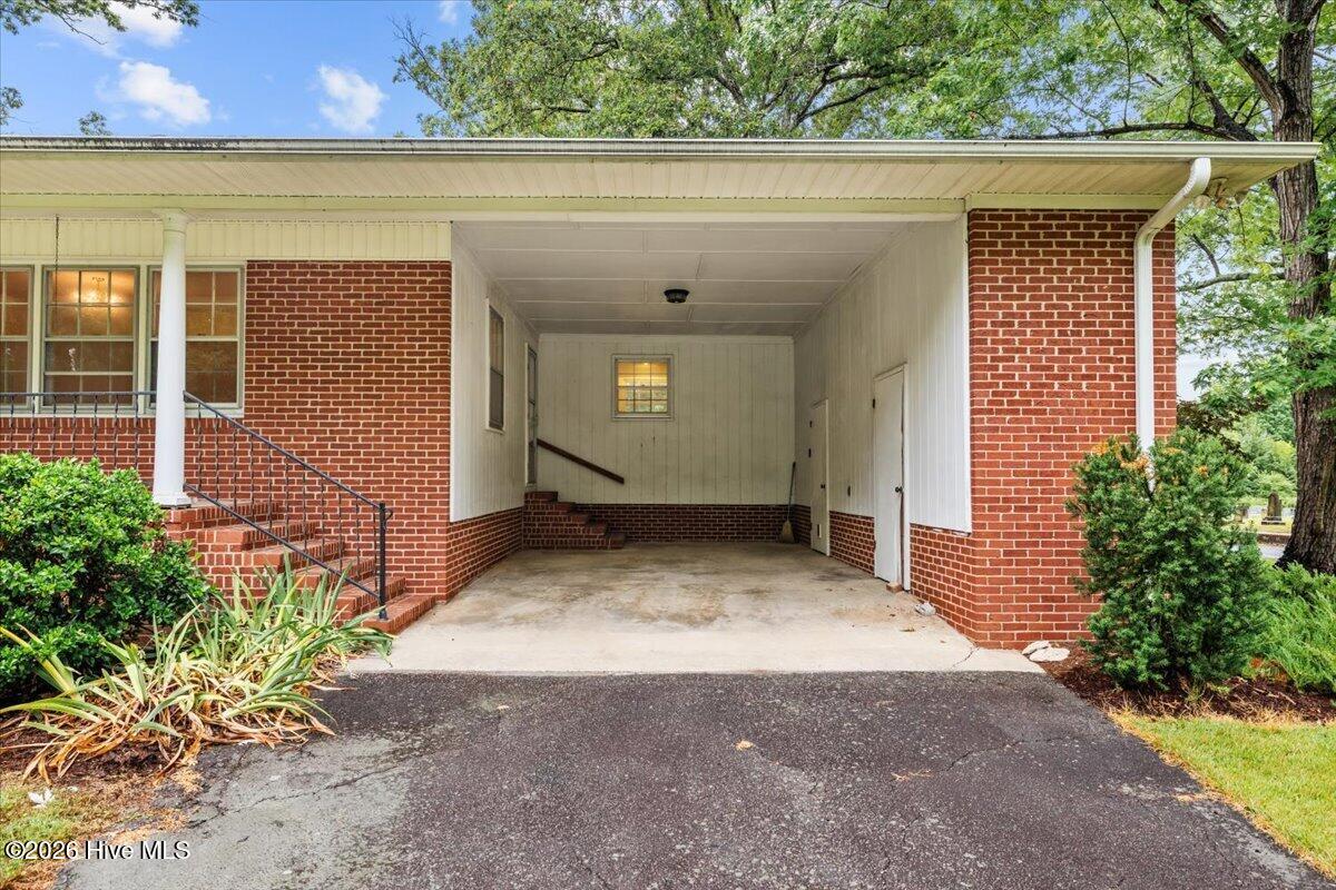 60 Lancaster Drive Property Photo 38