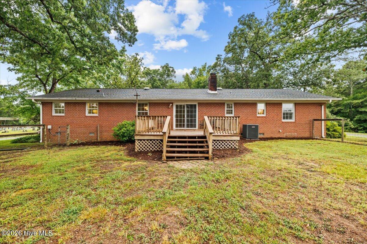 60 Lancaster Drive Property Photo 41