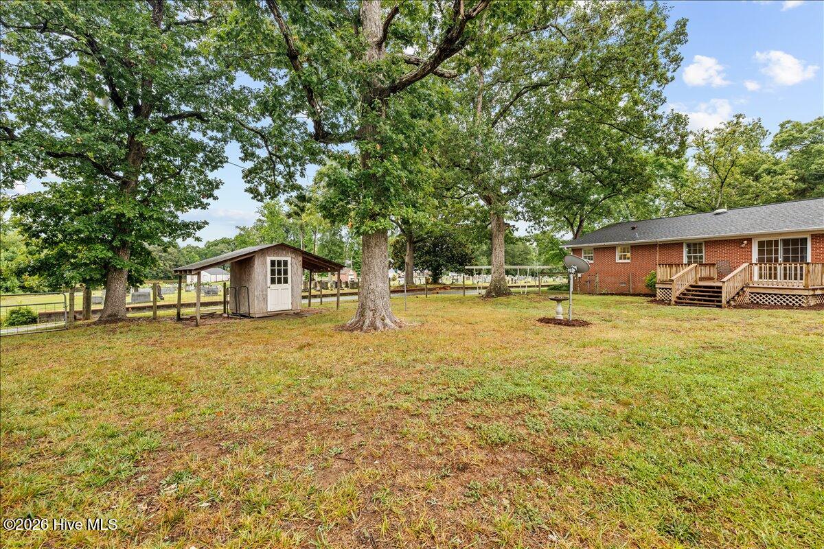 60 Lancaster Drive Property Photo 42