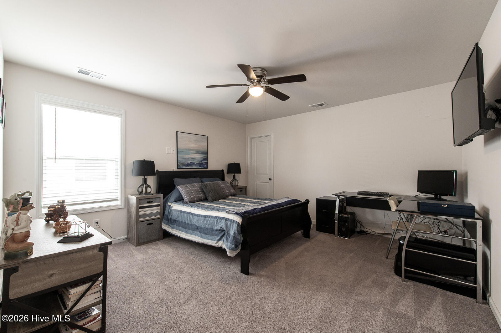 754 Justify Loop Property Photo 15